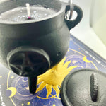 Cast Iron Mini Cauldron Candle-  Bergamot & Black Tea Scented